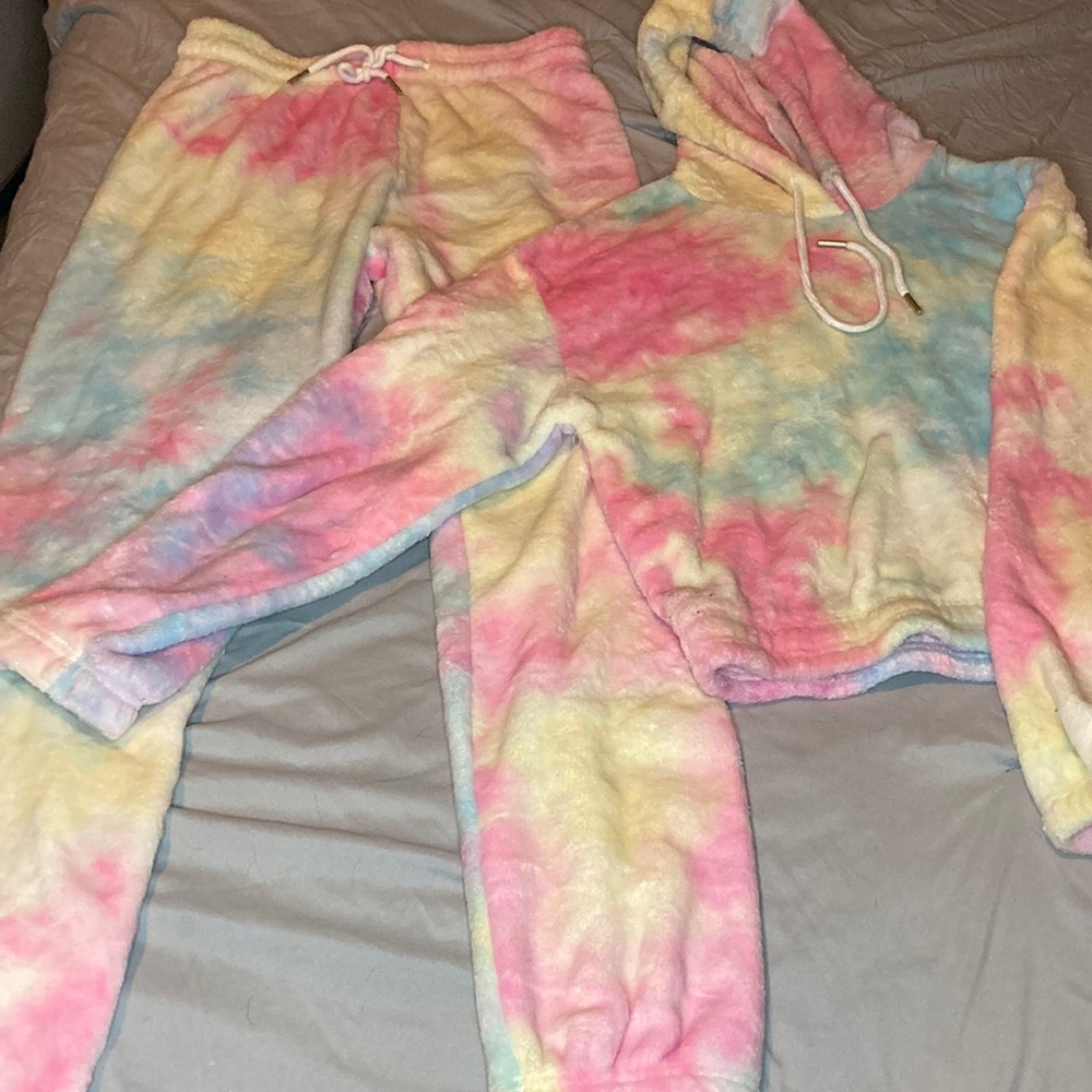 Cotton candy 2 piece lounge set